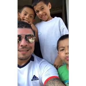 Meet your Posher, Carlos